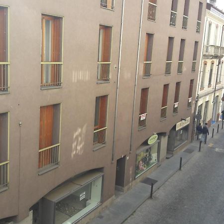 Appartamento Centrale Con Garage Asti Buitenkant foto